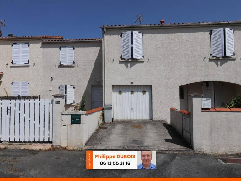 VENTE D'UNE MAISON LOUER EN DEUX APPARTEMENTS ROCHEFORT (17) — photo 1