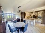 A VENDRE en EXCLUSIVITE maison de famille 5 chambres, 35 ares de terrain et petit hangar — photo 2