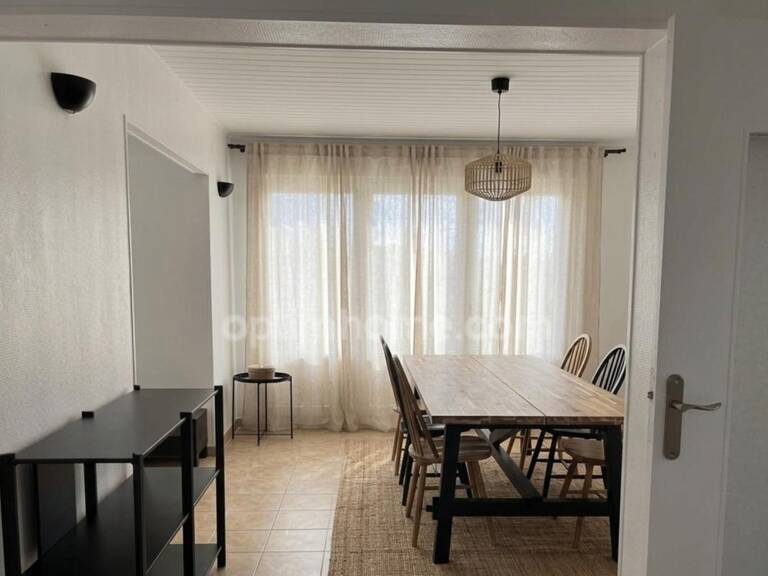 THIONVILLE - APPARTEMENT 5 PIÈCES AVEC 3 CHAMBRES ! BALCON ET PARKING ! EXCELLENTES PRESTATIONS ! — photo 1