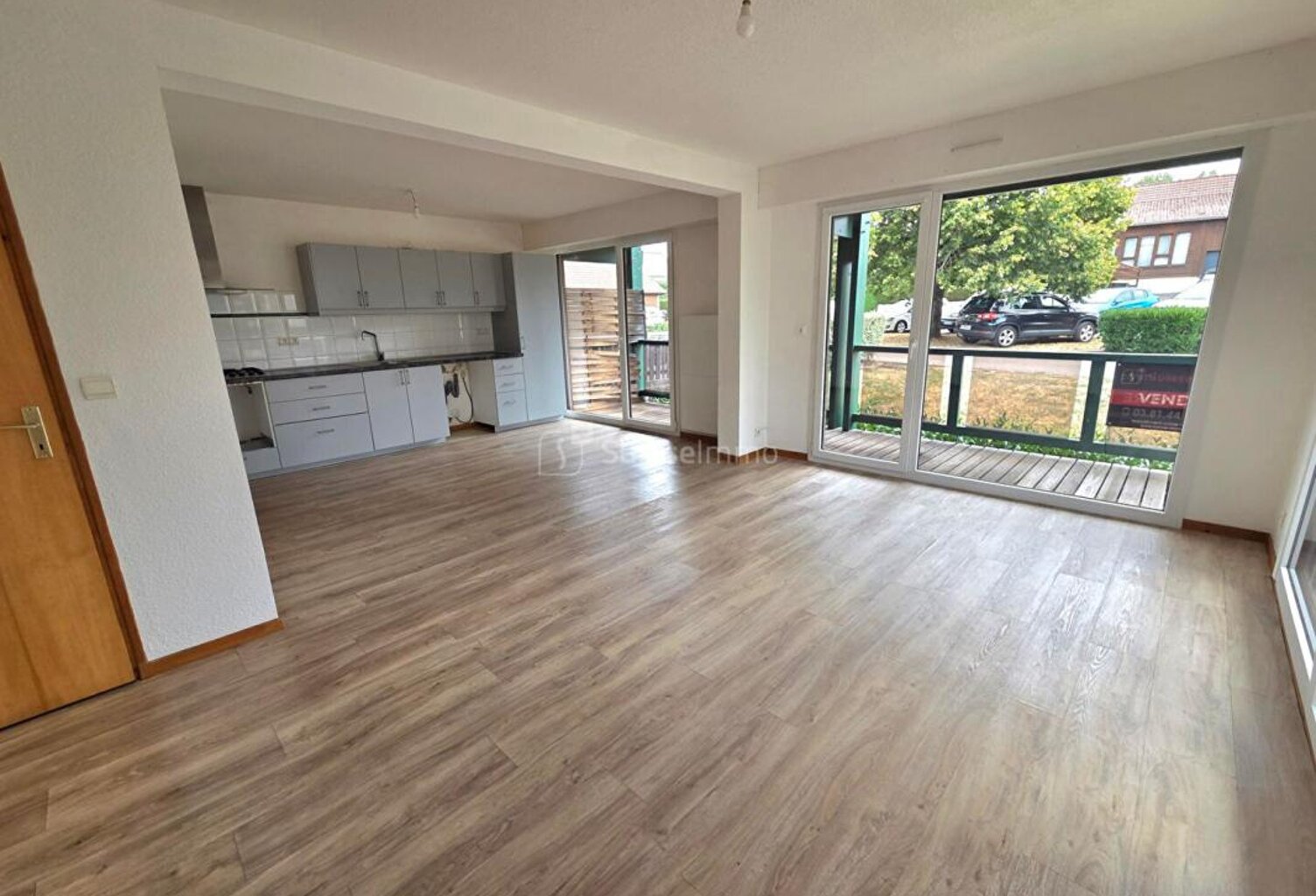 APPARTEMENT T4 PLAIN-PIED 83.4 M²  199000 EUROS — photo 1