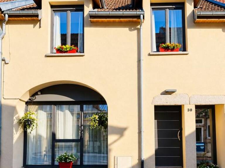 Maison en pierre atypique esprit Loft 146 m2 - Beaux volumes — photo 1