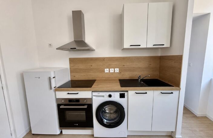 Coup de cœur assuré — T1 bis meublé de 27 m² en plein Saint-Étienne ! — photo 2