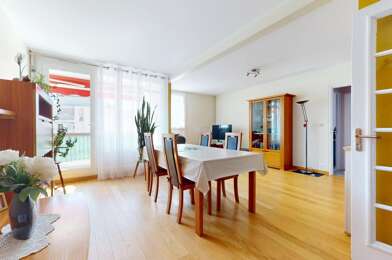 Appartement 4 pièces 241500 €