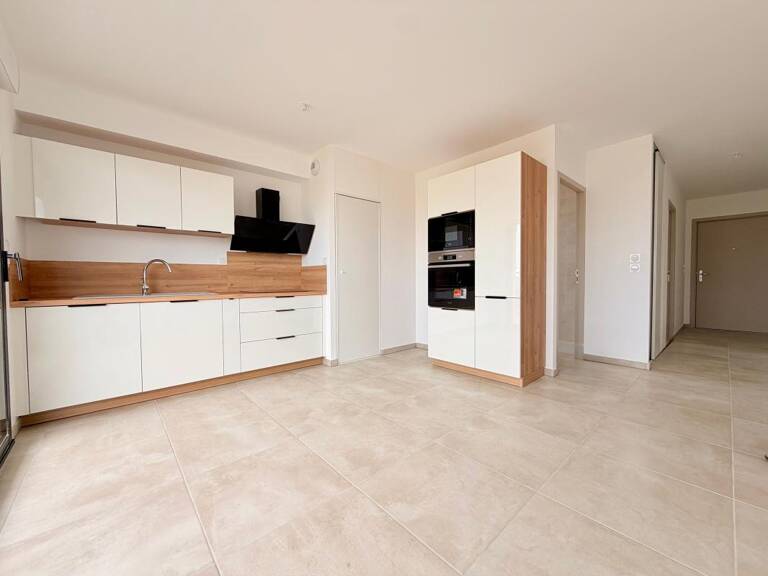 Appartement T2 neuf avec terrasse et parking — photo 1