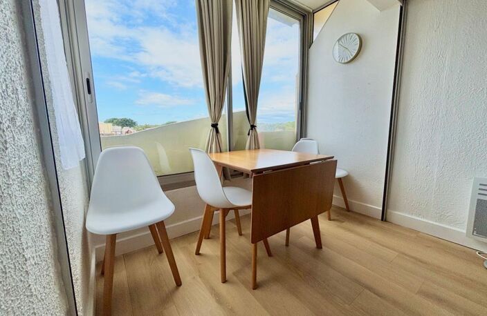 Appartement À Vendre — photo 2