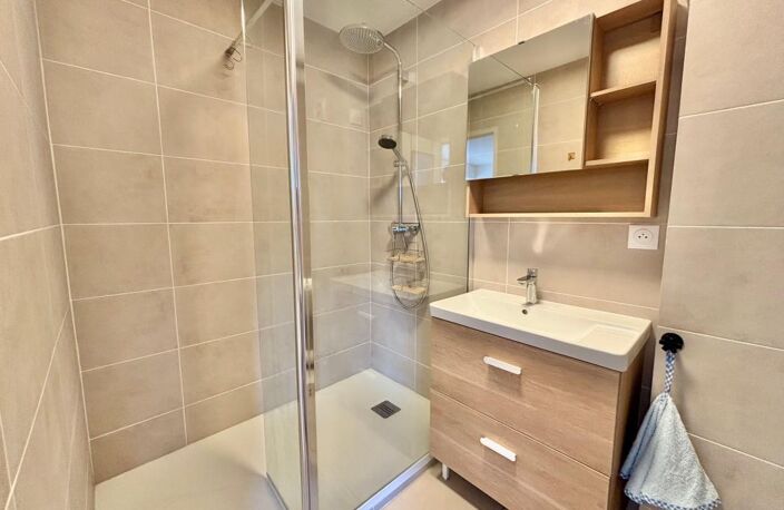 Appartement À Vendre — photo 3