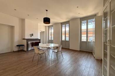 Appartement 5 pièces 2390 €