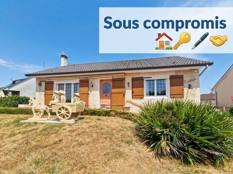   Vie de plain-pied, jardin clos   & sous-sol complet   : l'alliance parfaite du pratique et de l'espace ! ✨  — photo 1