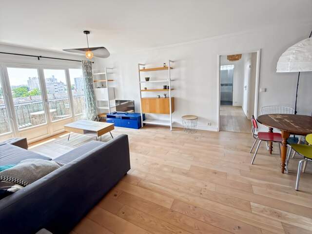 À LOUER – Appartement meublé au cœur d’Orléans !   Quartier Dunois – Emplacement central & recherché — photo du bien