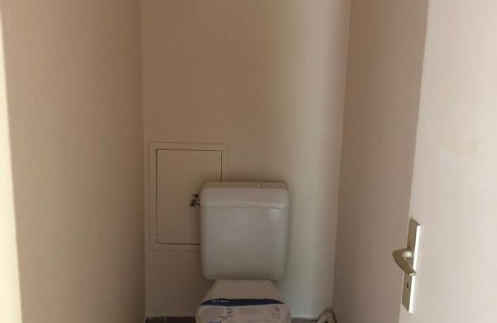 Leasing Appartement Studio 38 m² Prissac — photo 4