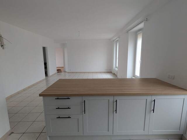 Appartement de 73m2 à louer sur Mantes-la-Jolie — photo du bien