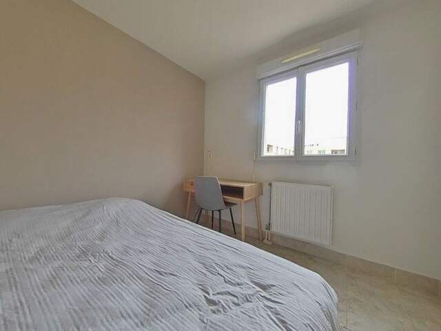 Chambre de 10m2 à louer sur Saint-Laurent-du-Var — photo du bien
