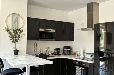 Appartement 3 pièces 1010 €