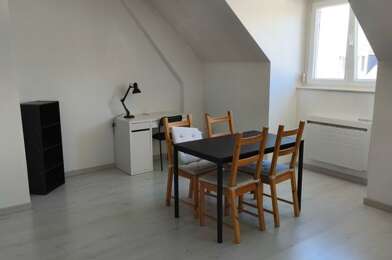 Appartement 3 pièces 900 €