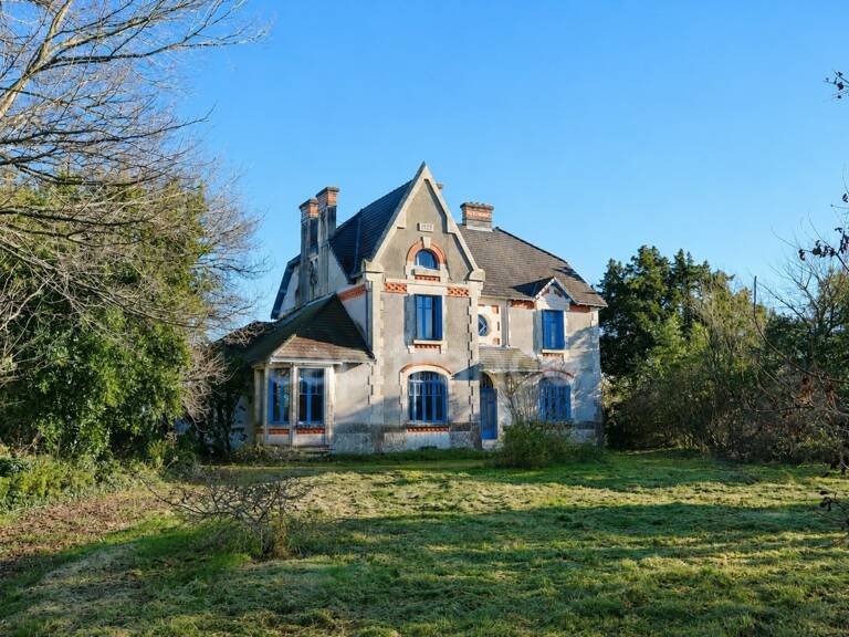 Un domaine n'appartient jamais tout à fait à ceux qui l'habitent, il se transmet - Bors (16) — photo 1
