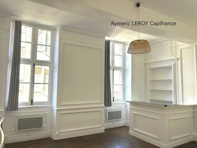 BEAU STUDIO DE 27M2 EN PLEIN CENTRE VILLE DE RENNES — photo 1