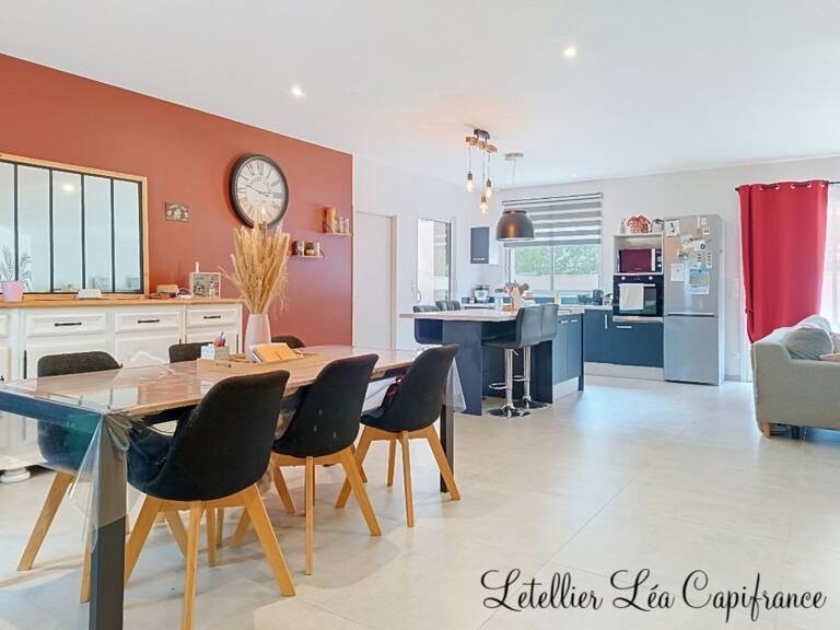 Maison à vendre 4 pièces La Crèche (79) — photo 1