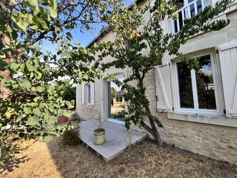 Longére 182 m² – Studio indépendant 31m² – Garage de 117 m² – Terrain clos de 2 235 m² — photo 1
