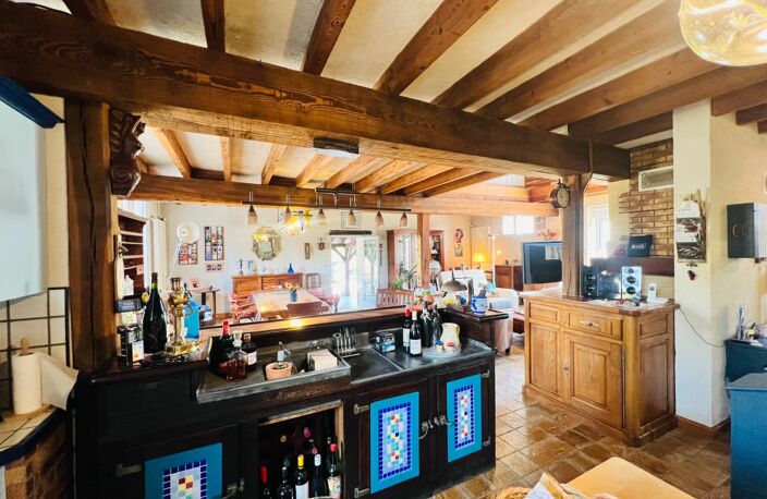 Longére 182 m² – Studio indépendant 31m² – Garage de 117 m² – Terrain clos de 2 235 m² — photo 5