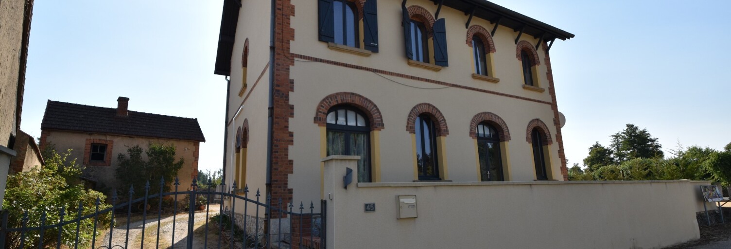 Maison 8 Pièces 201 m² à vendre à Saint-Aubin-sur-Loire (71140)