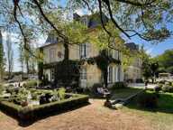 Beau château du XVIIIe siècle avec dépendances, incluant une salle de réception, situé dans l'Orne — photo 2