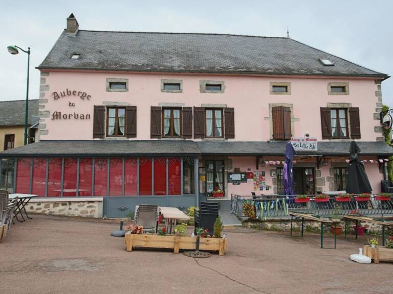 Affaire hôtelerie-restauration en centre bourg — photo 1