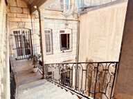 BESANCON BOUCLE, PROCHE  DE LA PLACE ST PIERRE, APPARTEMENT DE TYPE 6 DE 145 m2 — photo 2