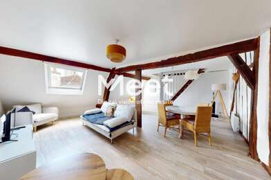 Appartement 4 pièces 899 €
