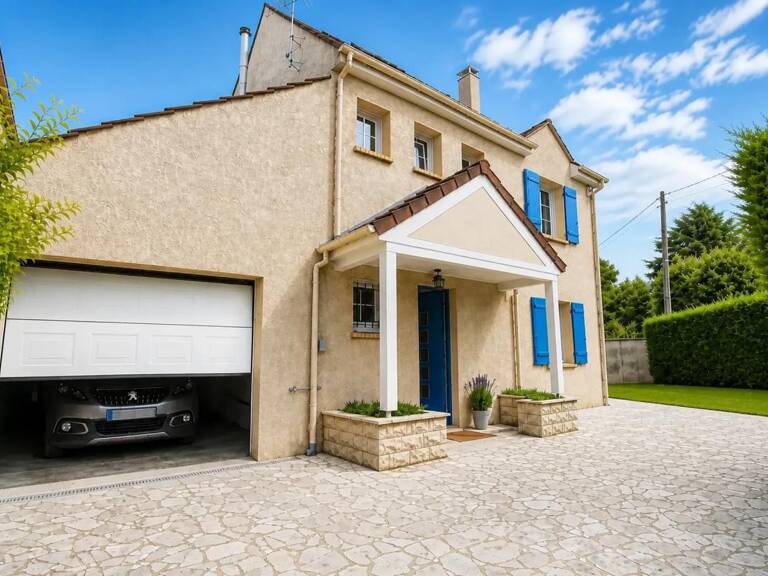 VILLECRESNES – MAISON FAMILIALE RÉCENTE – 5 CHAMBRES – GARAGE – — photo 1