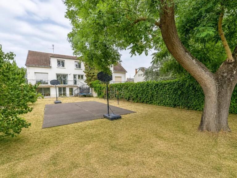Maison de 8 pièces de 190.27 m² à Saint-Pierre-des-Corps — photo 1
