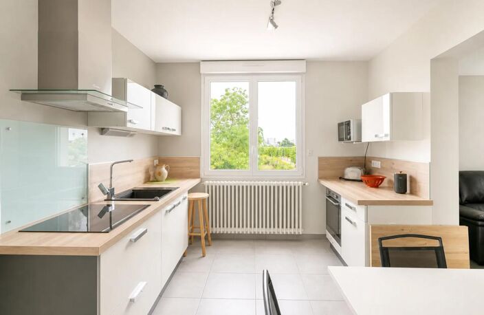 Maison de 8 pièces de 190.27 m² à Saint-Pierre-des-Corps — photo 5