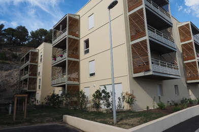 Appartement 4 pièces 834 €