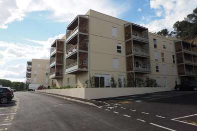 Appartement 4 pièces 834 €