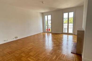 Appartement 4 pièces 1090 €