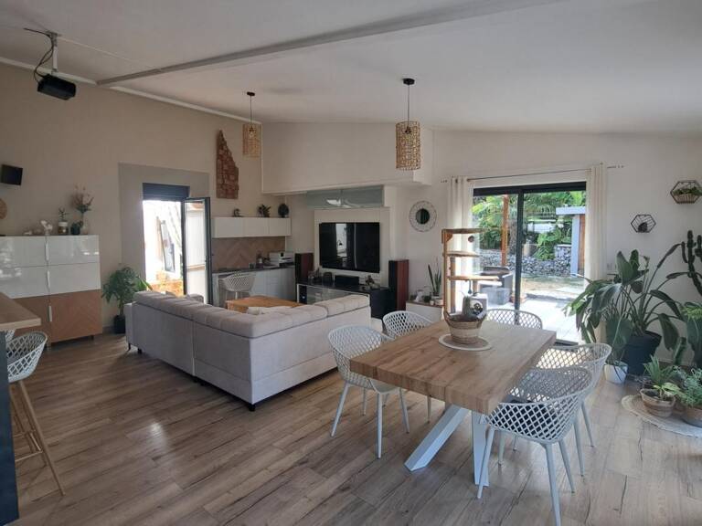 Maison À Vendre — photo 1