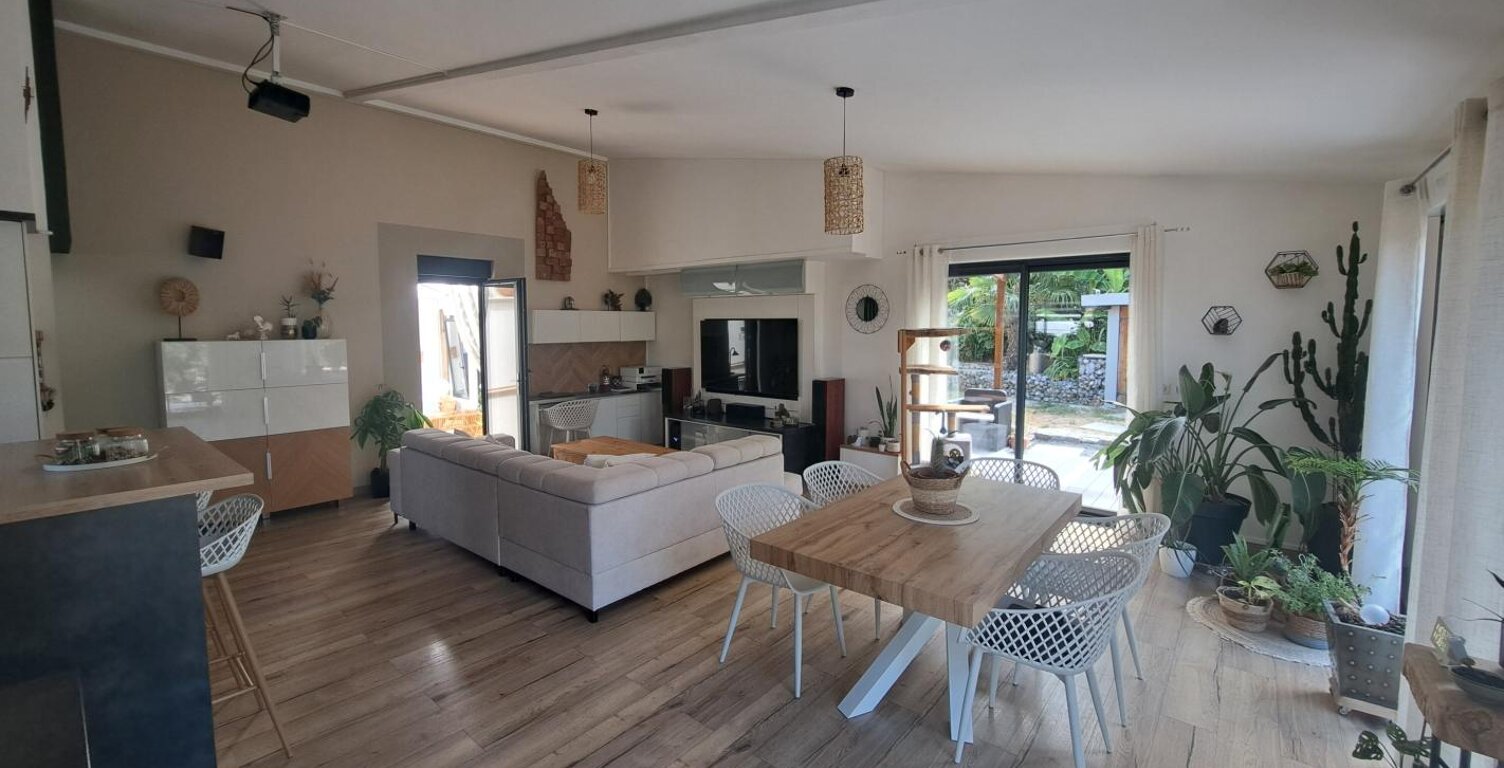 Maison À Vendre — photo 1