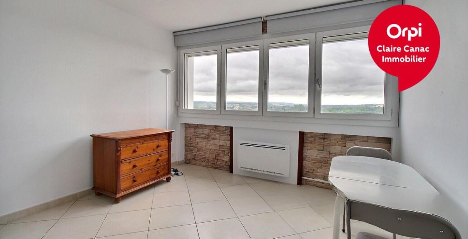 Appartement À Louer — photo 1