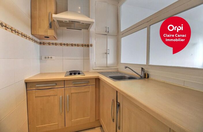 Appartement À Louer — photo 3
