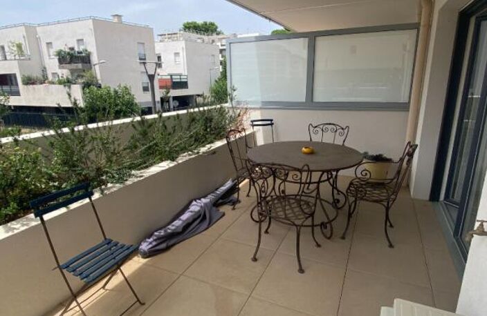 Appartement Le Lavandou 2 pièces 40 m2 Et grande terrasse — photo 2