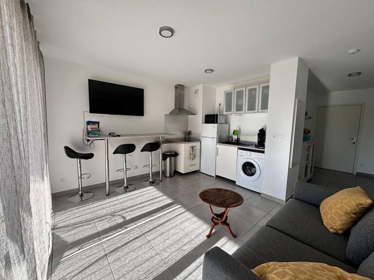 Appartement Le Lavandou 2 pièces 40 m2 Et grande terrasse — photo 1