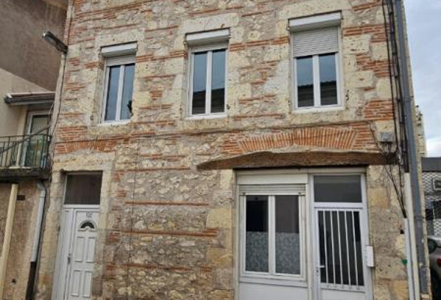 AGEN 47000 Immeuble  5 pièce(s) 108.55 m2 — photo 1