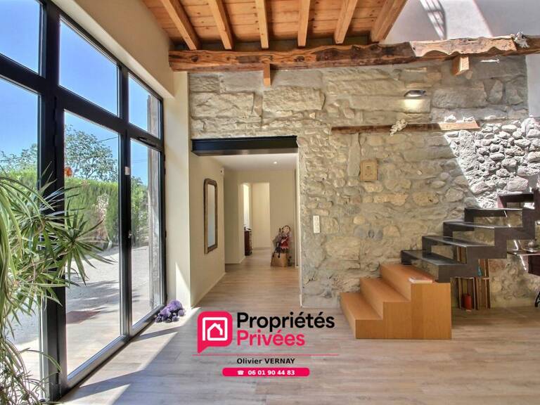 Maison indépendante de 218.63 m², terrain de 1928 m² — photo 1
