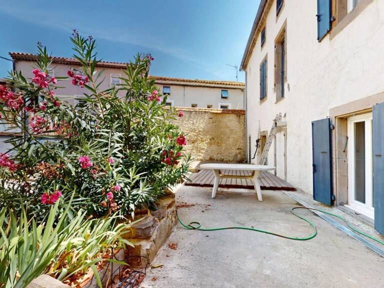 Maison climatisé R+2 avec local commercial  Conilhac Corbieres 7 pièce(s) 166 m2 cours exterieur — photo 1