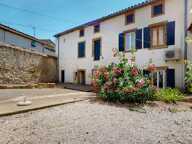 Maison climatisé R+2 avec local commercial  Conilhac Corbieres 7 pièce(s) 166 m2 cours exterieur — photo 3