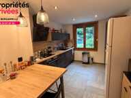 PASSY  Maison familiale entièrement rénovée avec deux appartements, dépendances et fort potentiel d'aménagement — photo 4
