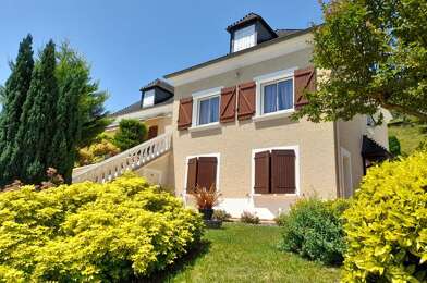 Maison 7 pièces 300000 €