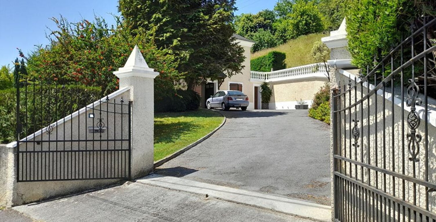 Villa sur 3 niveaux en face des Pyrénées — photo 1