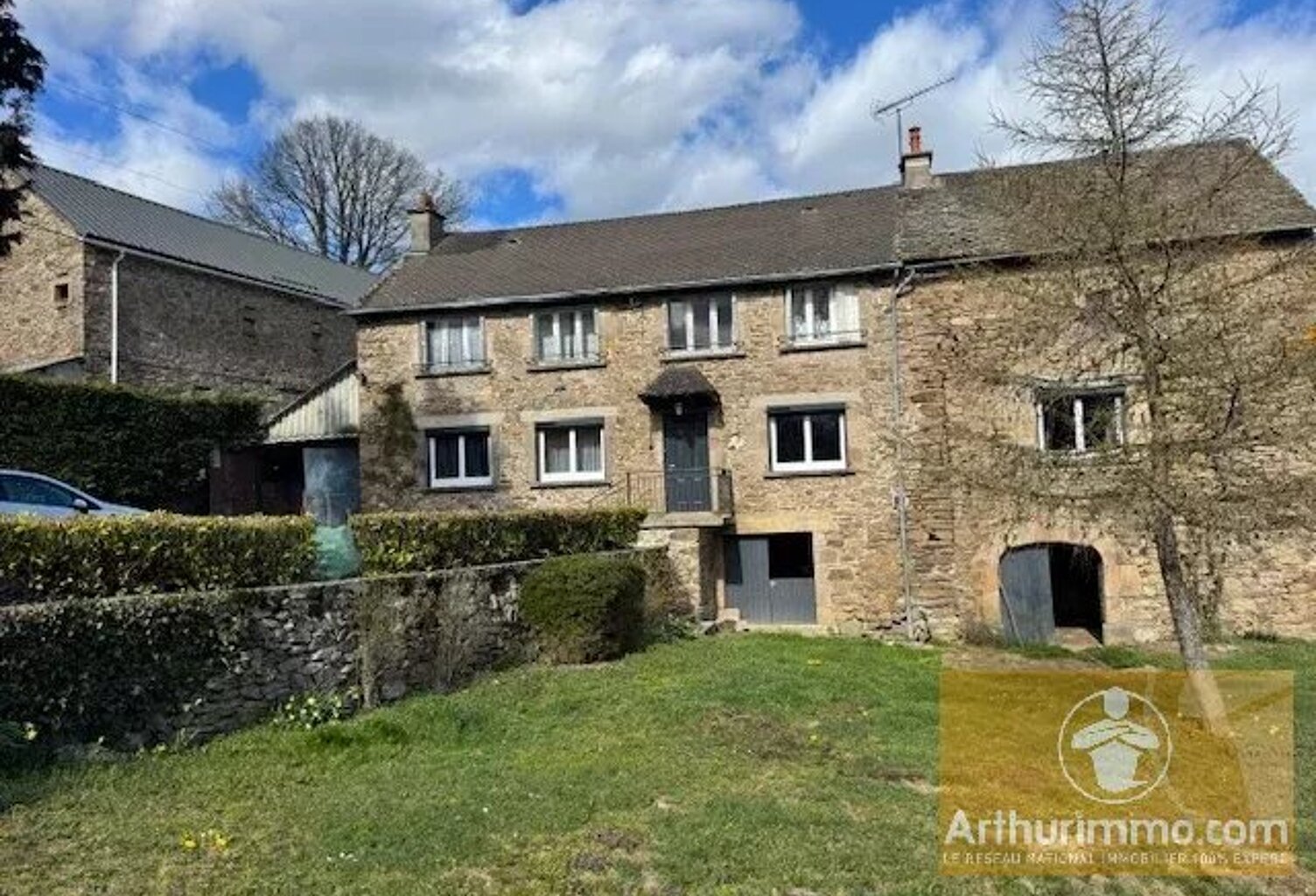 Vente Ferme 9 pièces 161 m2 — photo 1