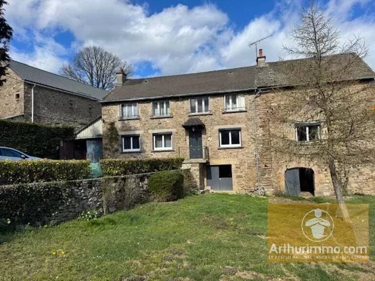 Vente Ferme 9 pièces 161 m2 — photo 1