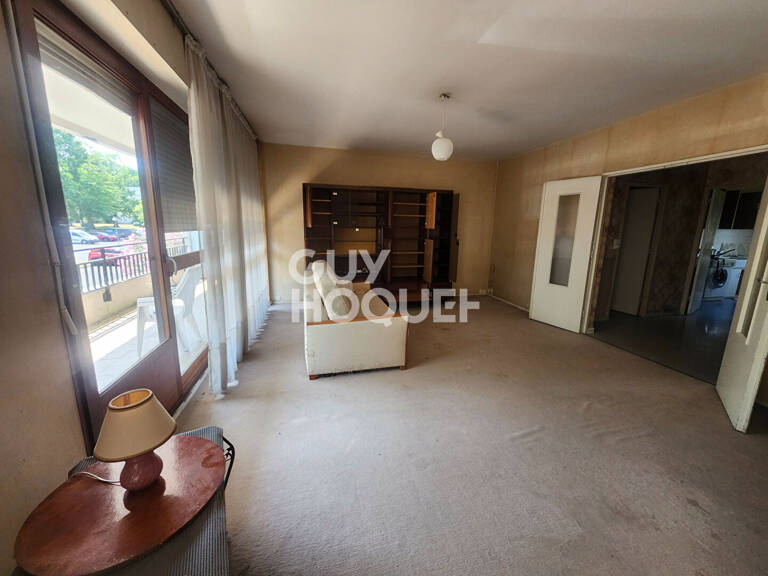 Appartement 4 pièces à vendre à Pessac - Travaux à prévoir — photo 1